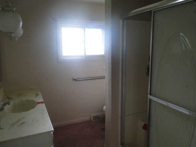 12504 North Lewis Road Clio, MI 48420 - Photo 9 of 11 31396518-8.JPG