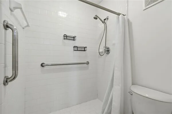 $159,900 | 3301 Henderson Mill Road, Unit J1, Atlanta, GA 30341