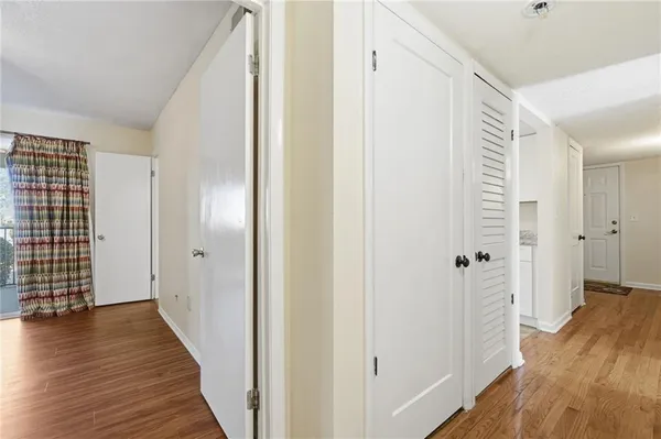$159,900 | 3301 Henderson Mill Road, Unit J1, Atlanta, GA 30341