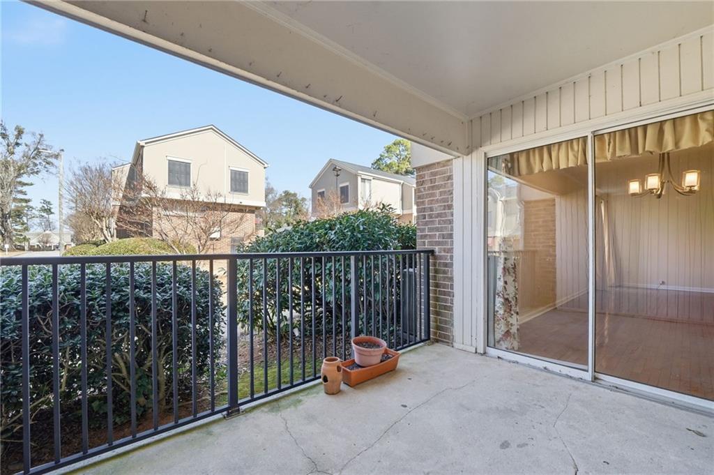 3301 Henderson Mill Road, Unit J1 Atlanta, GA 30341 - Photo 29 of 38 a view of a balcony with chairs