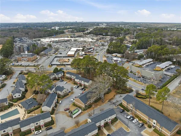 $159,900 | 3301 Henderson Mill Road, Unit J1, Atlanta, GA 30341