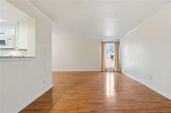 $159,900 | 3301 Henderson Mill Road, Unit J1, Atlanta, GA 30341