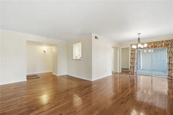 $159,900 | 3301 Henderson Mill Road, Unit J1, Atlanta, GA 30341