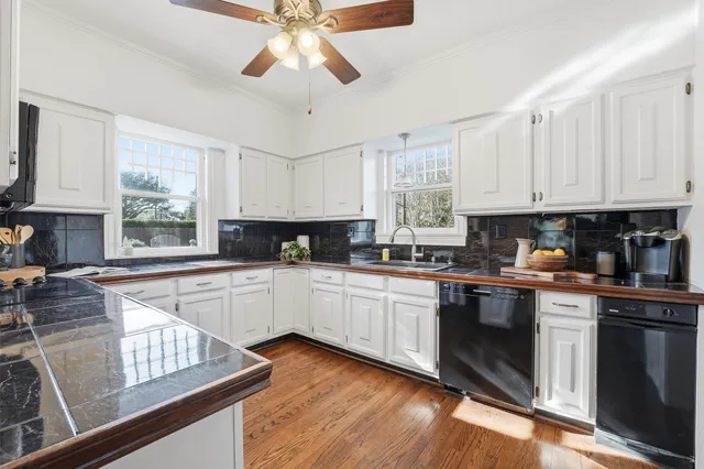 $690,000 | 4620 Sherman Boulevard, Galveston, TX 77551