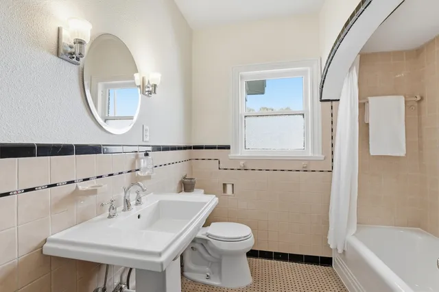 $690,000 | 4620 Sherman Boulevard, Galveston, TX 77551