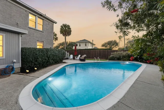 $690,000 | 4620 Sherman Boulevard, Galveston, TX 77551