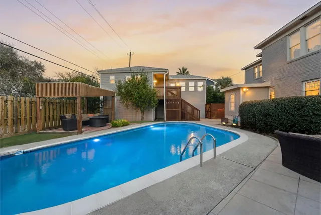 $690,000 | 4620 Sherman Boulevard, Galveston, TX 77551