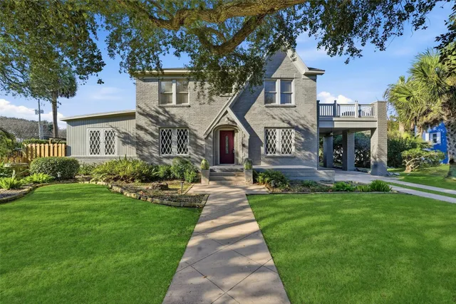 $690,000 | 4620 Sherman Boulevard, Galveston, TX 77551