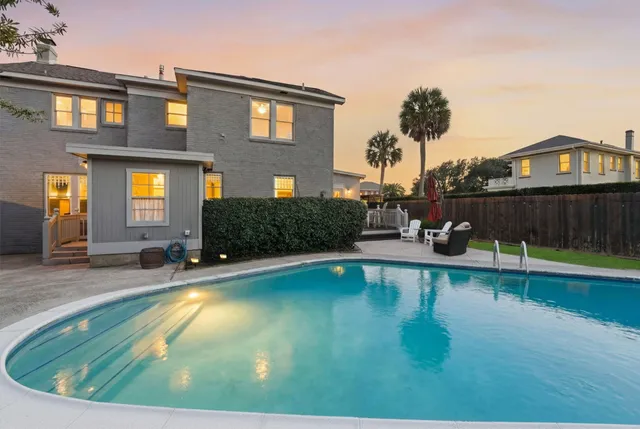 $690,000 | 4620 Sherman Boulevard, Galveston, TX 77551