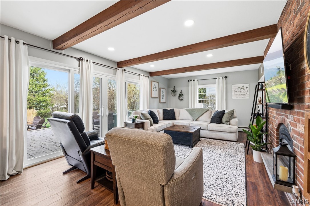 4970 Carnarvon Road Onondaga, NY 13215 - Photo 15 of 50 Spacious dining area with seamless flow to the out