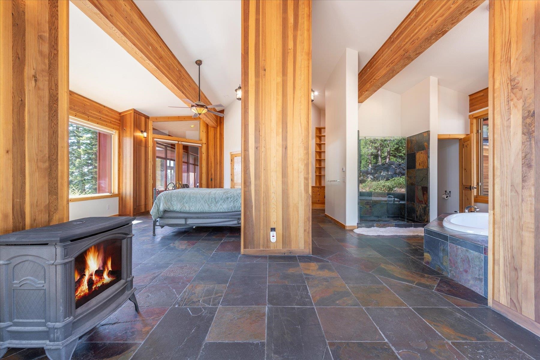 17247 Valley View Road Truckee, CA 96161 - Photo 19 of 28