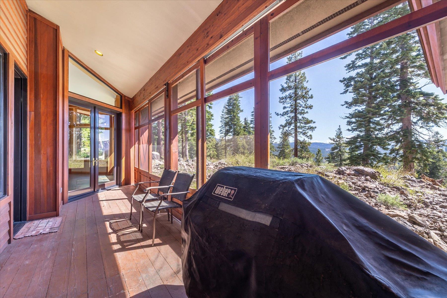 17247 Valley View Road Truckee, CA 96161 - Photo 22 of 28