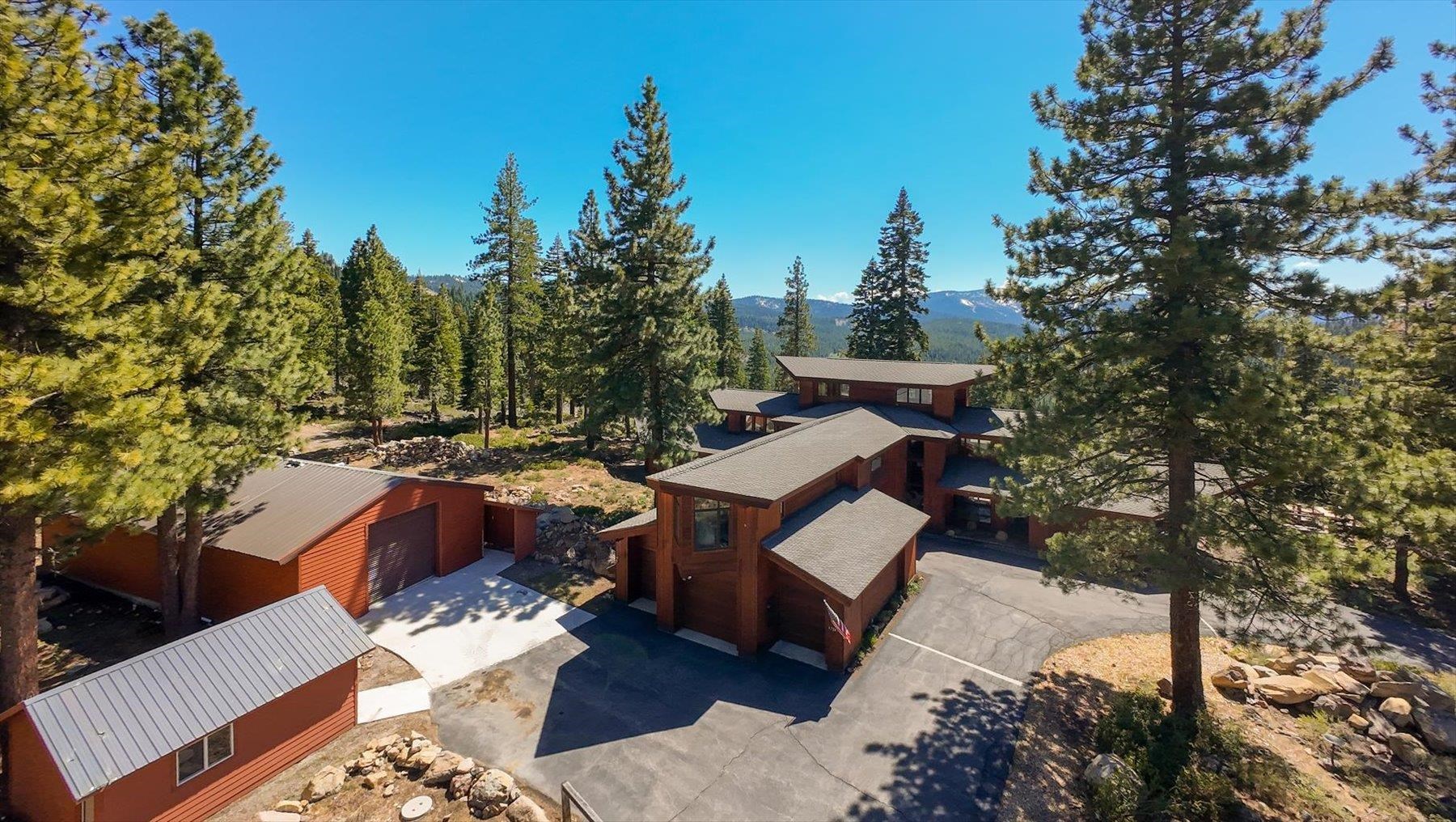 17247 Valley View Road Truckee, CA 96161 - Photo 7 of 28