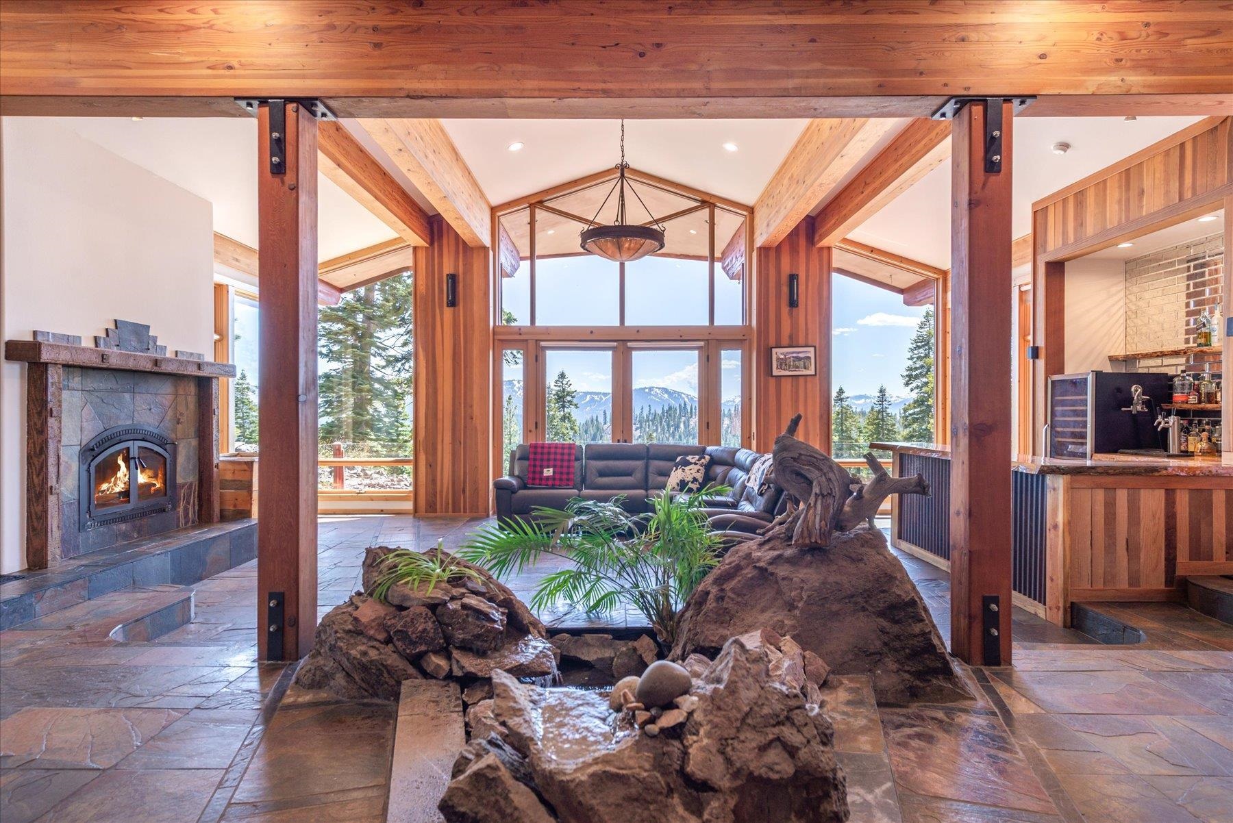 17247 Valley View Road Truckee, CA 96161 - Photo 9 of 28