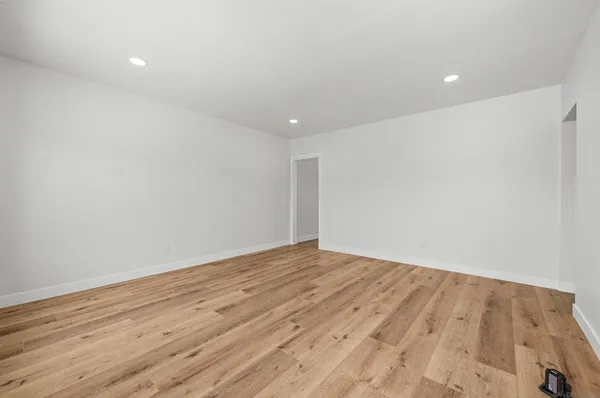 $1,300,000 | 6979 Amherst Street, San Diego, CA 92115