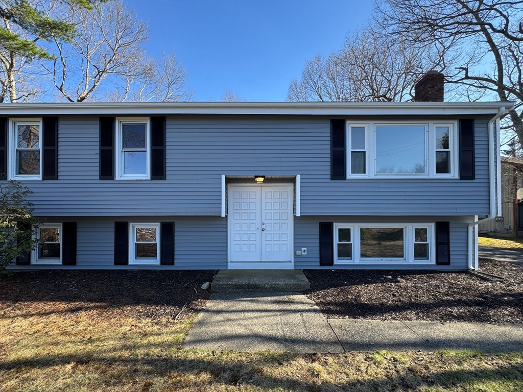 116 Outlook Road Marshfield, MA 02050 - Photo 2 of 32