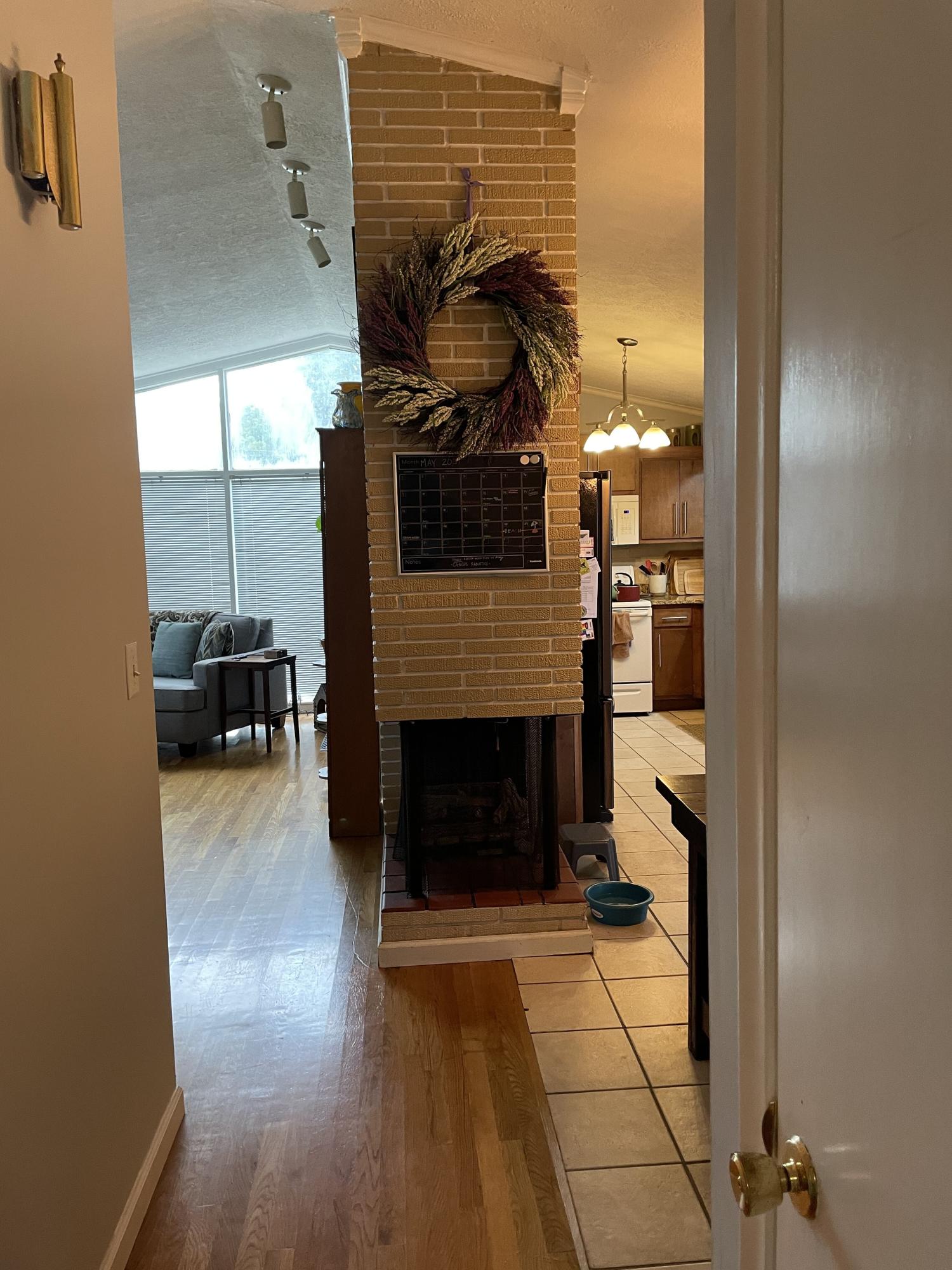 3624 Buffat Mill Road Knoxville, TN 37914 - Photo 10 of 22 Fireplace from hall