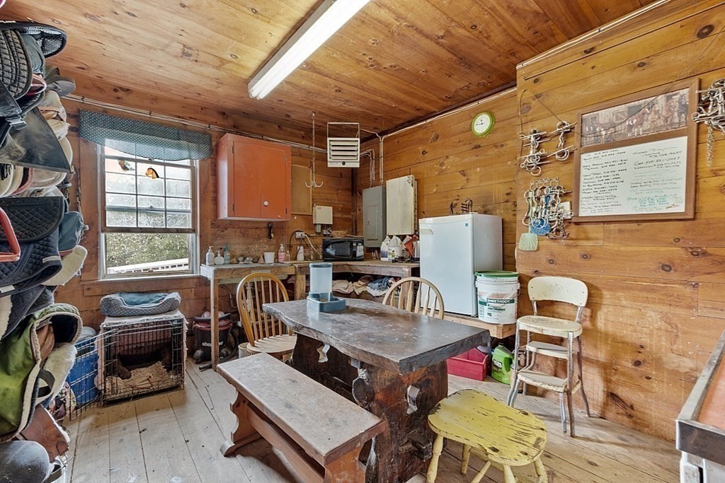 14 Ed Clark Road Hubbardston, MA 01452 - Photo 9 of 41
