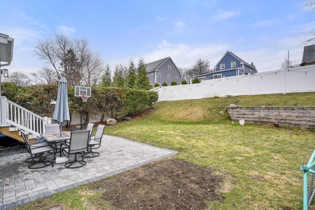 62 Sycamore Road Melrose, MA 02176 - Photo 16 of 18