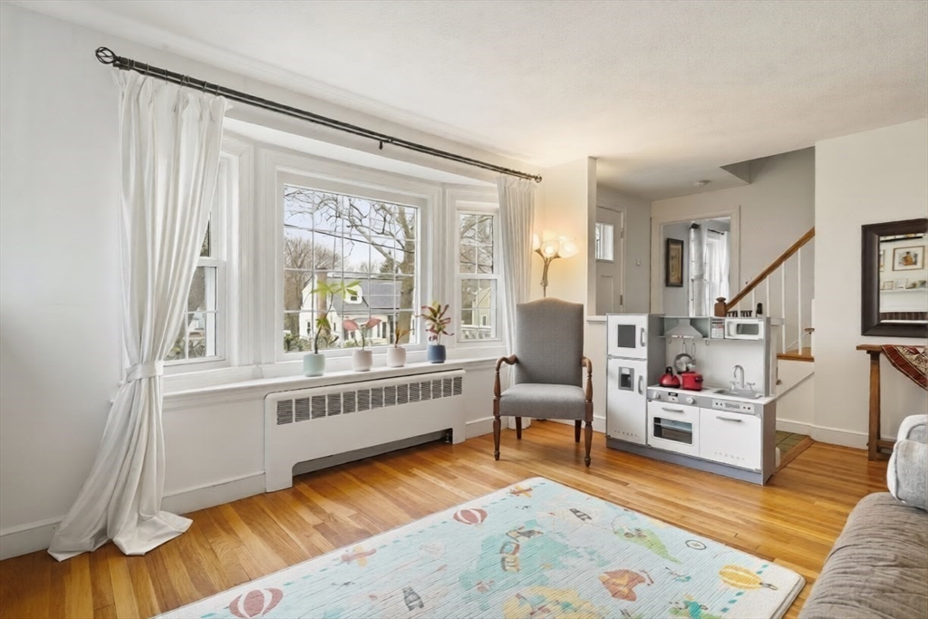 62 Sycamore Road Melrose, MA 02176 - Photo 7 of 18