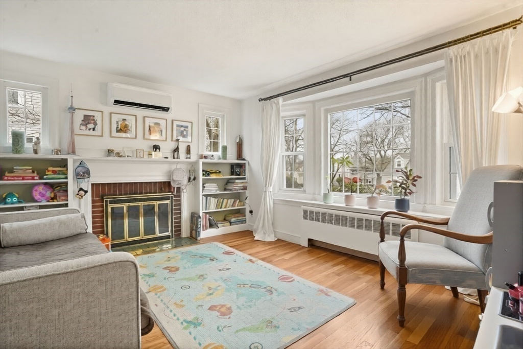 62 Sycamore Road Melrose, MA 02176 - Photo 8 of 18