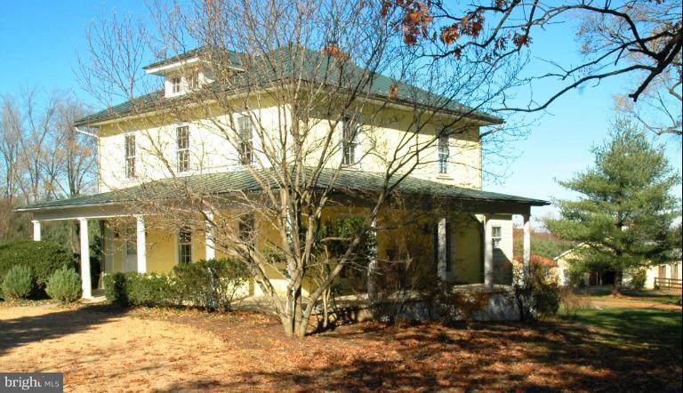 19804 Colchester Road Purcellville, VA 20132 - Photo 3 of 30 Exterior (Front)