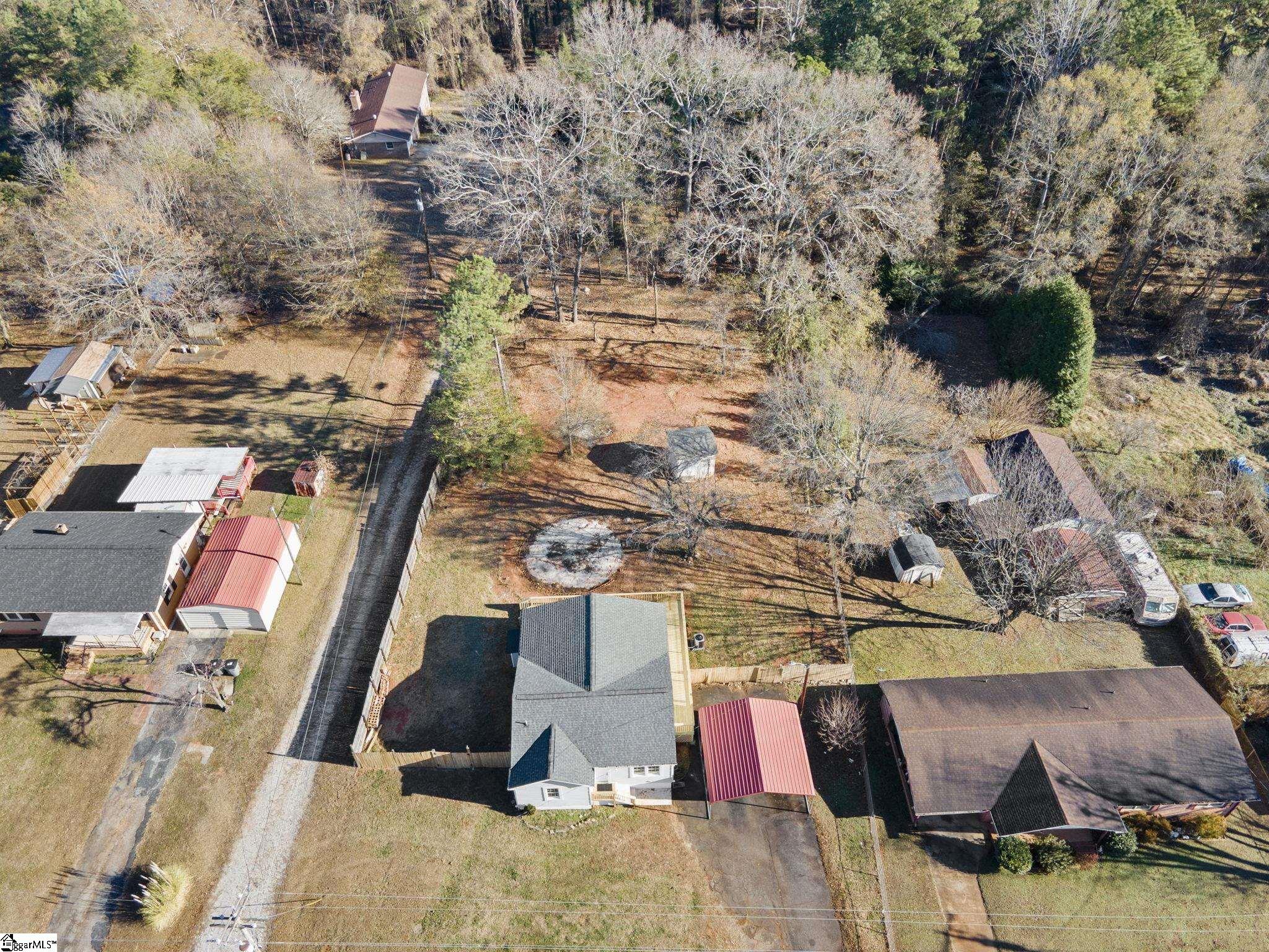 16 Rison Road Greenville, SC 29611 - Photo 2 of 34