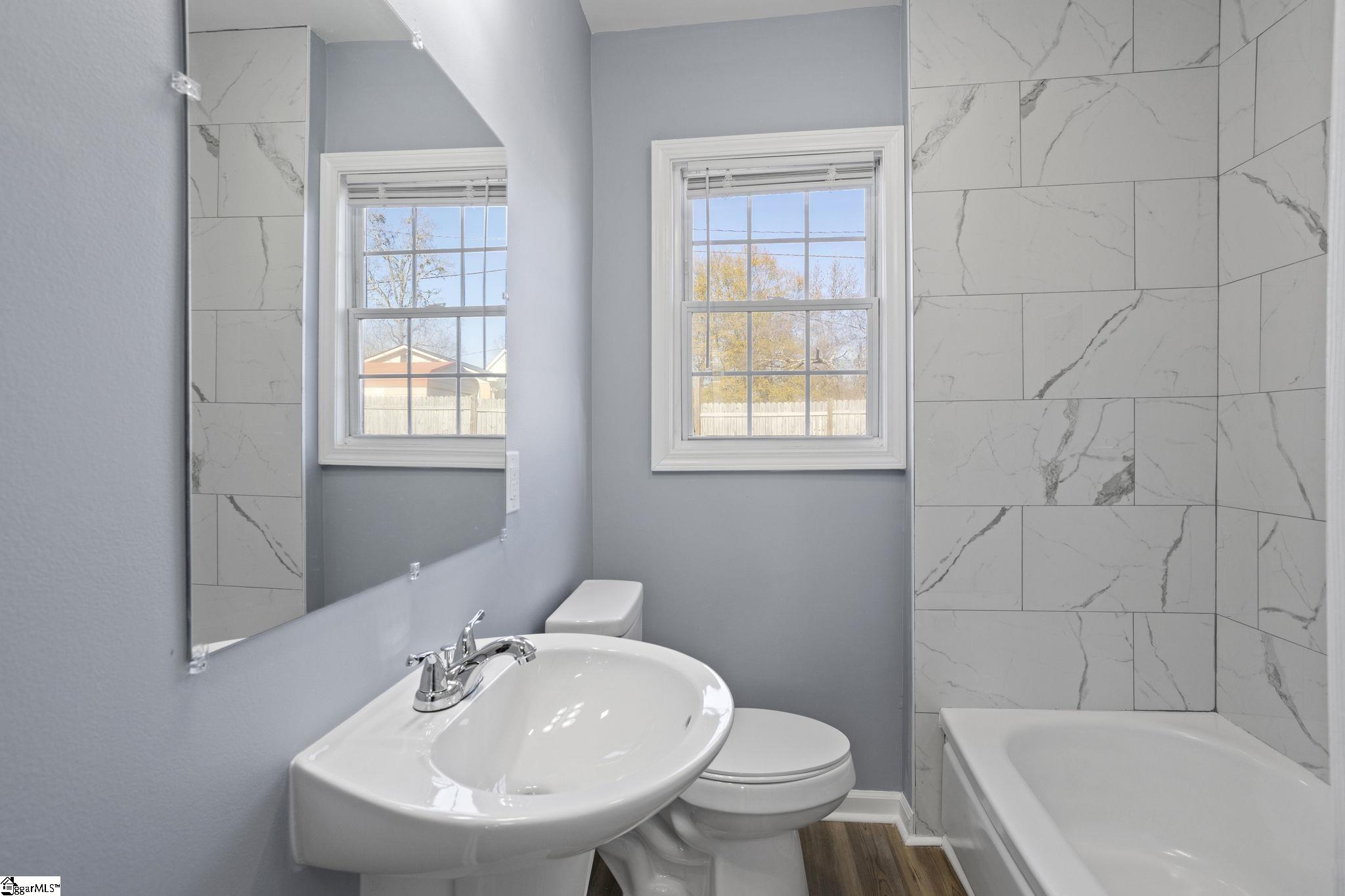 16 Rison Road Greenville, SC 29611 - Photo 26 of 34