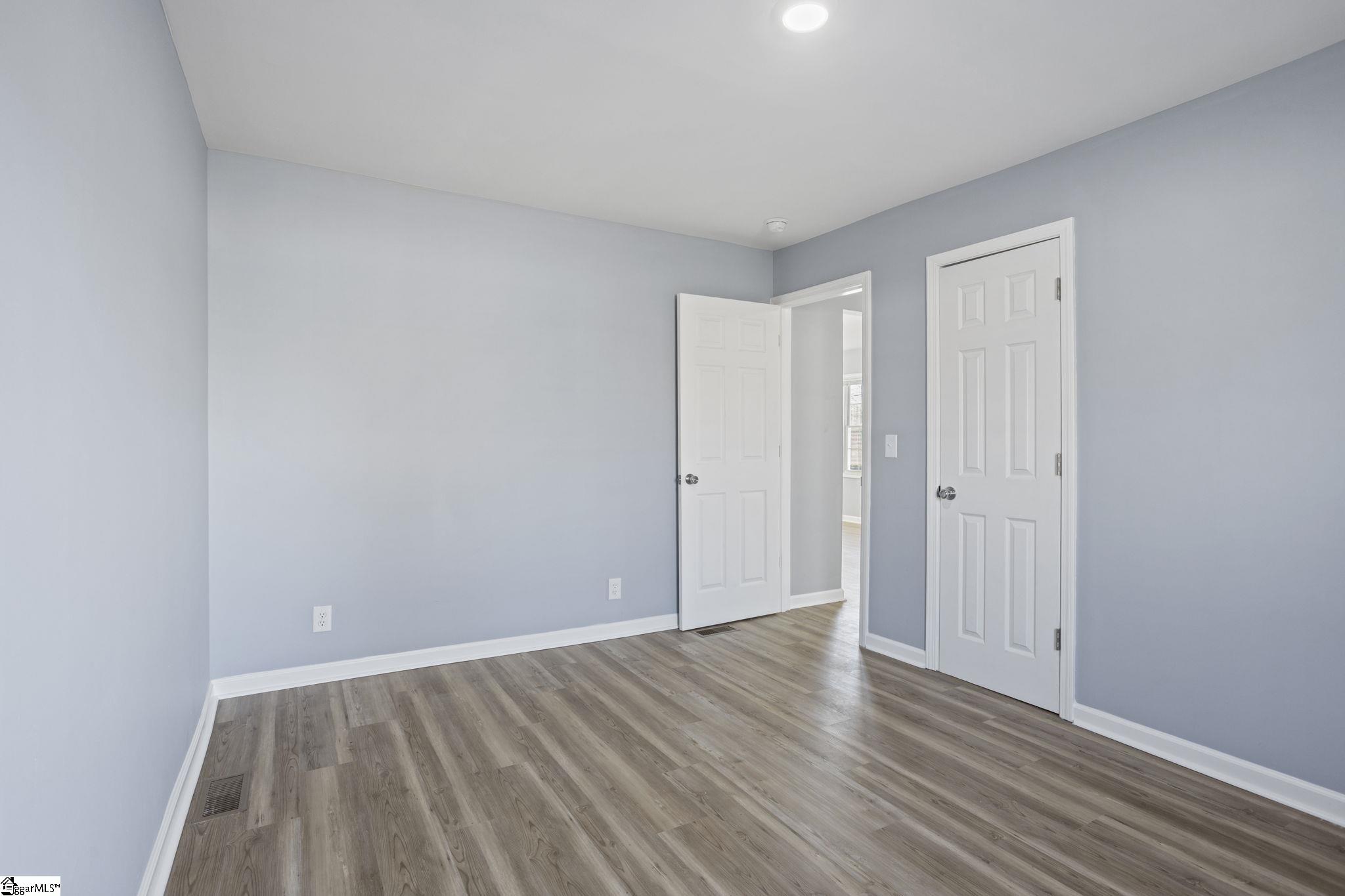 16 Rison Road Greenville, SC 29611 - Photo 28 of 34