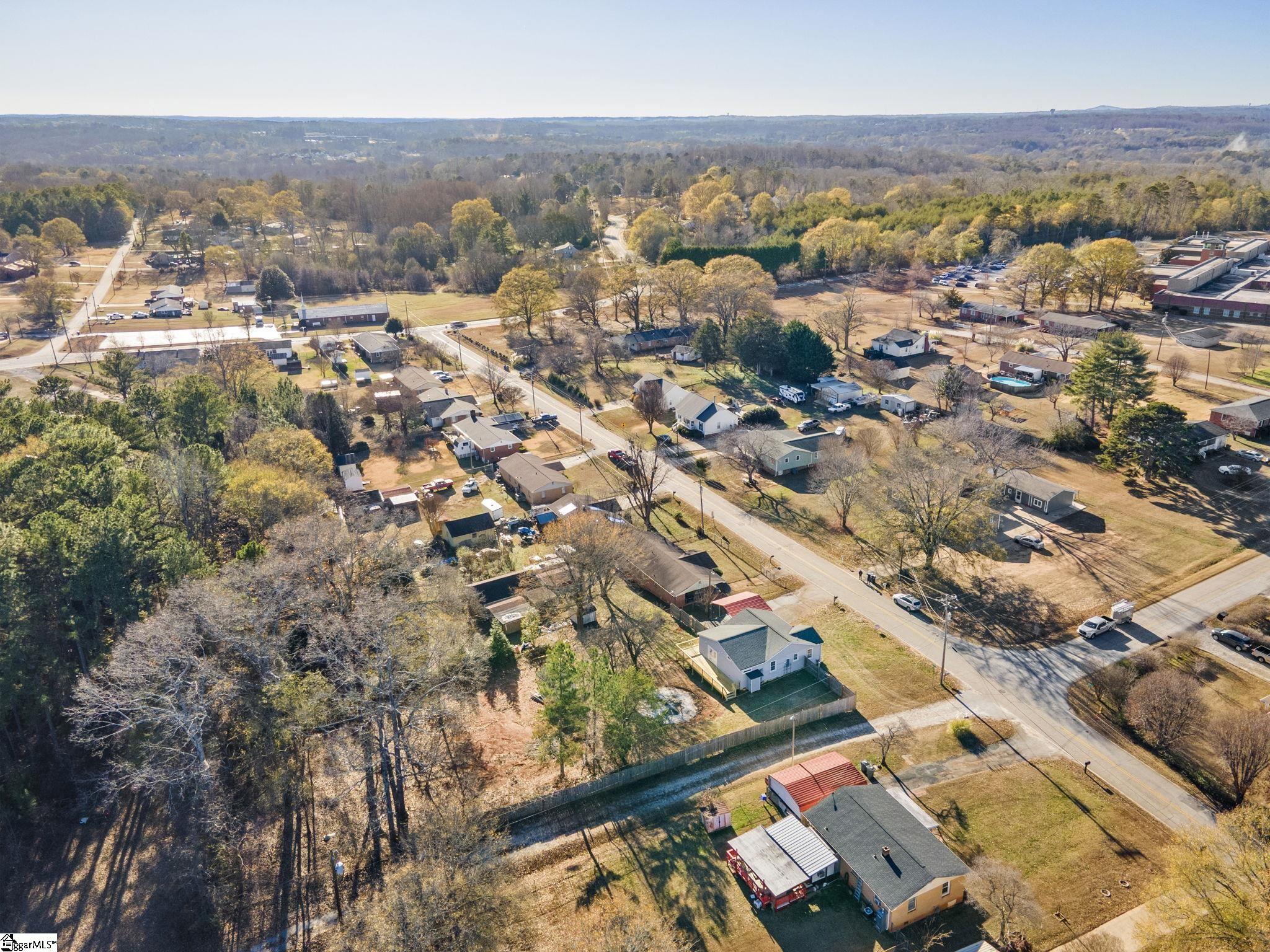16 Rison Road Greenville, SC 29611 - Photo 32 of 34