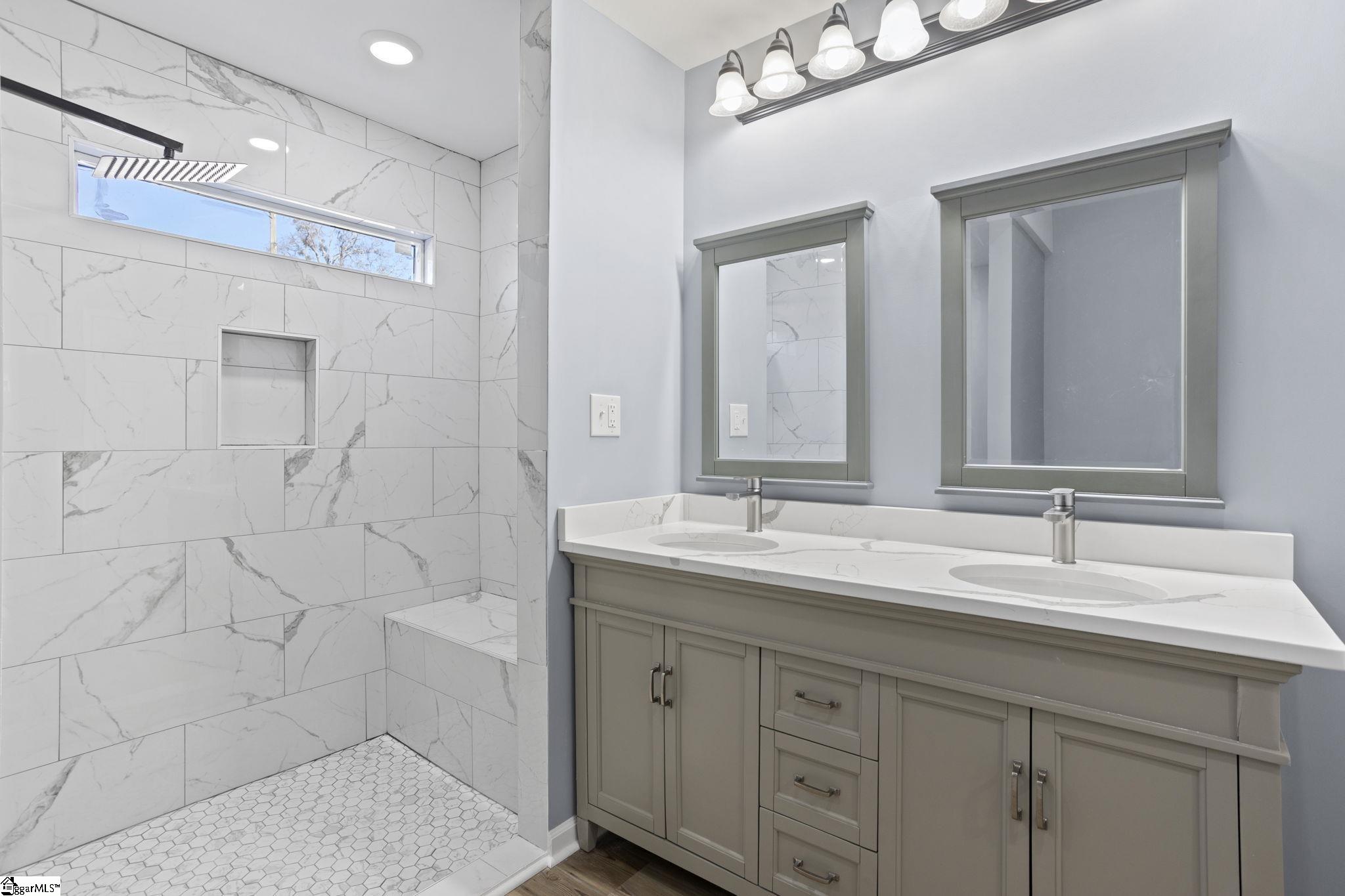 16 Rison Road Greenville, SC 29611 - Photo 7 of 34