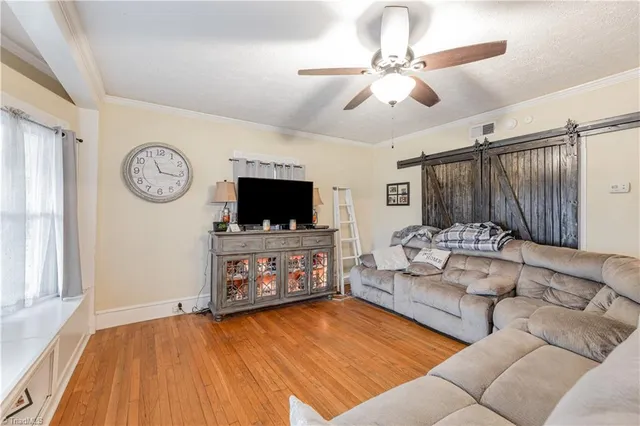 $295,000 | 334 East Swannanoa Avenue, Liberty, NC 27298