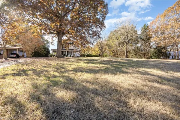 $285,000 | 334 East Swannanoa Avenue, Liberty, NC 27298