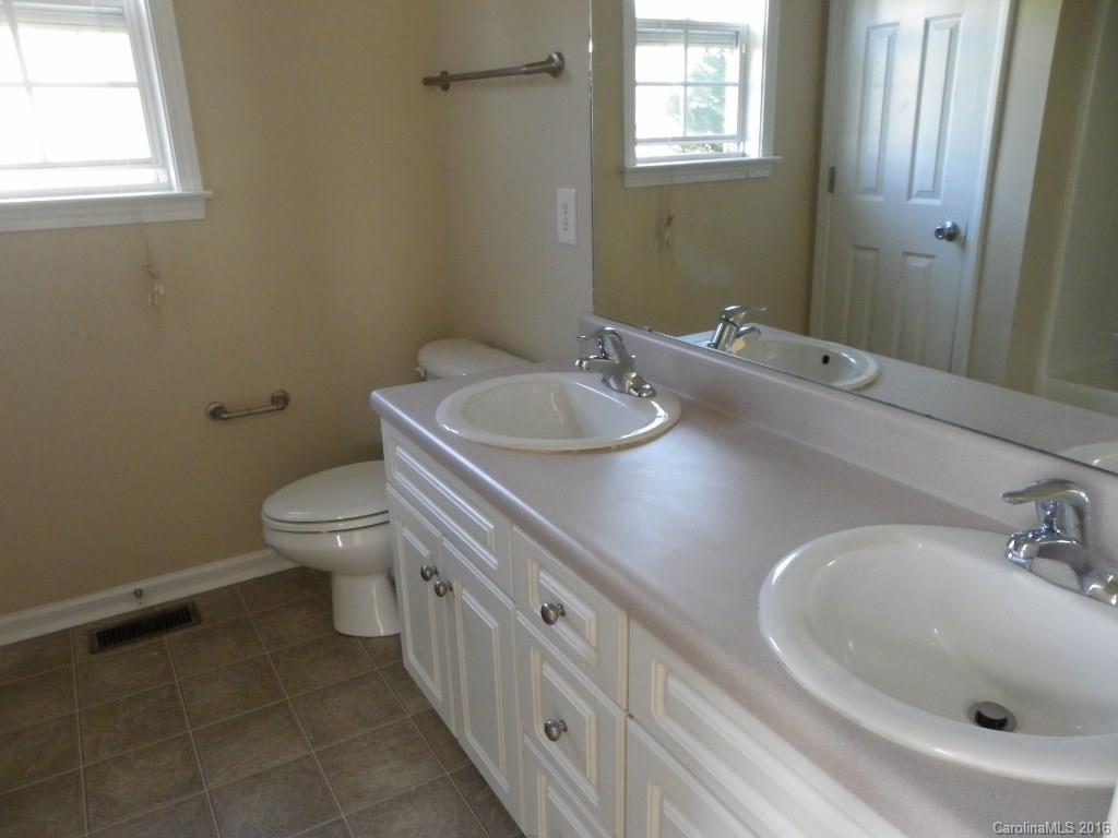 623 Red Hawk Way Clover, SC 29710 - Photo 6 of 12 Gallery Image 6