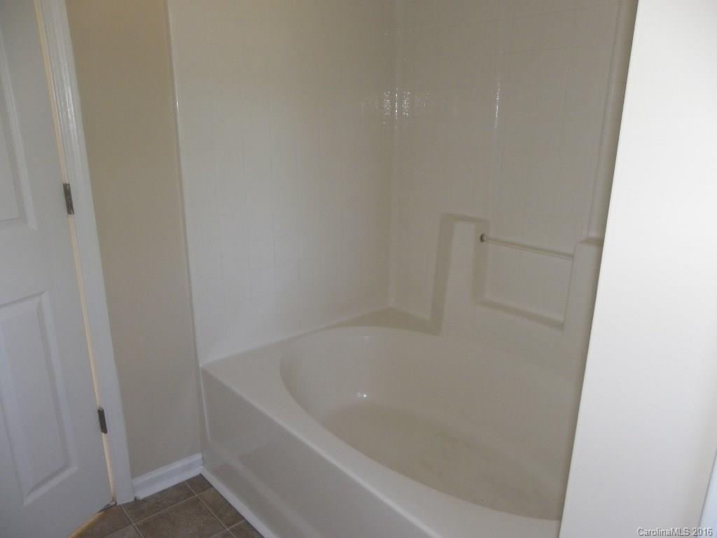 623 Red Hawk Way Clover, SC 29710 - Photo 7 of 12 Gallery Image 7