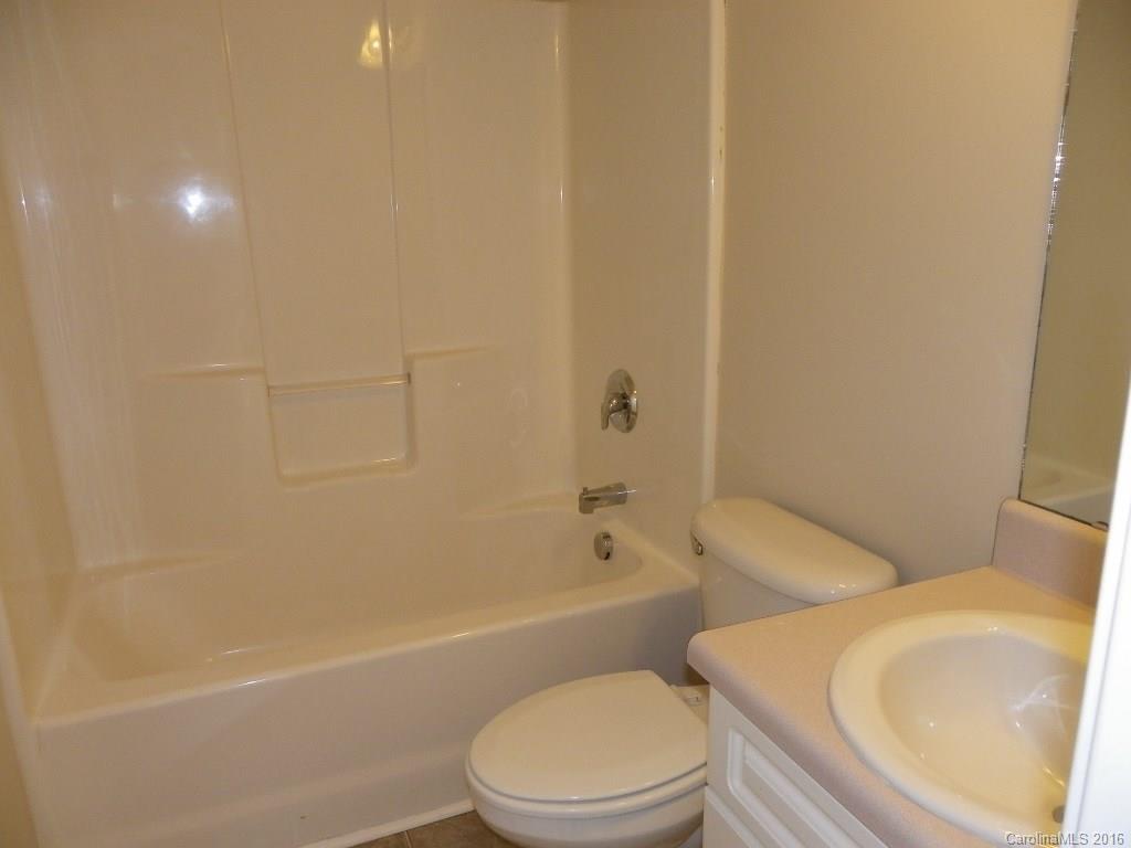623 Red Hawk Way Clover, SC 29710 - Photo 10 of 12 Gallery Image 10