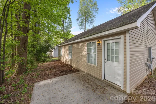 $269,000 | 2246 Sunset Boulevard, Charlotte, NC 28269