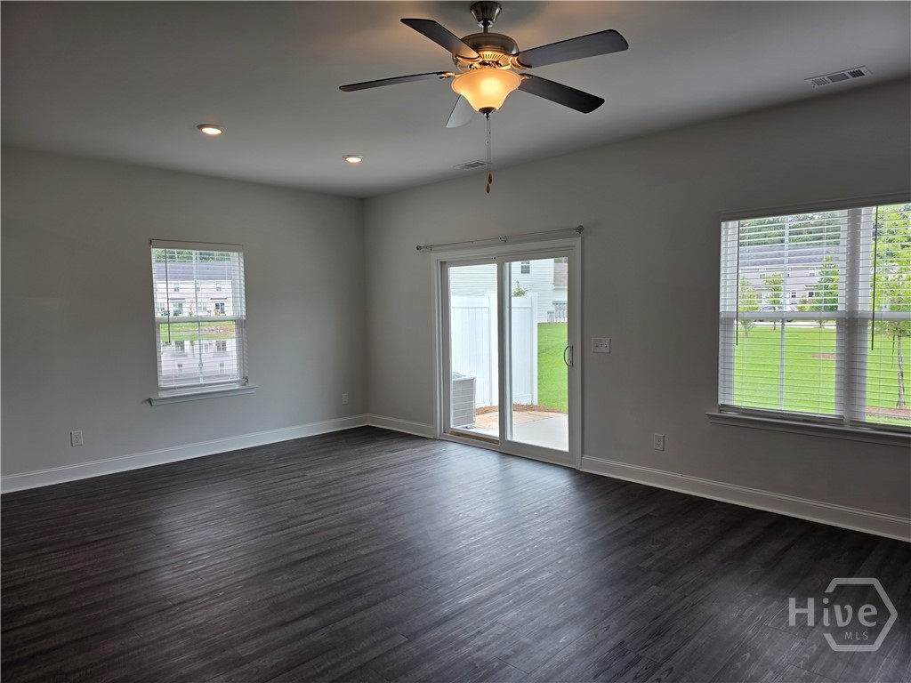 541 Gov Treutlen Circle Pooler, GA 31322 - Photo 5 of 27