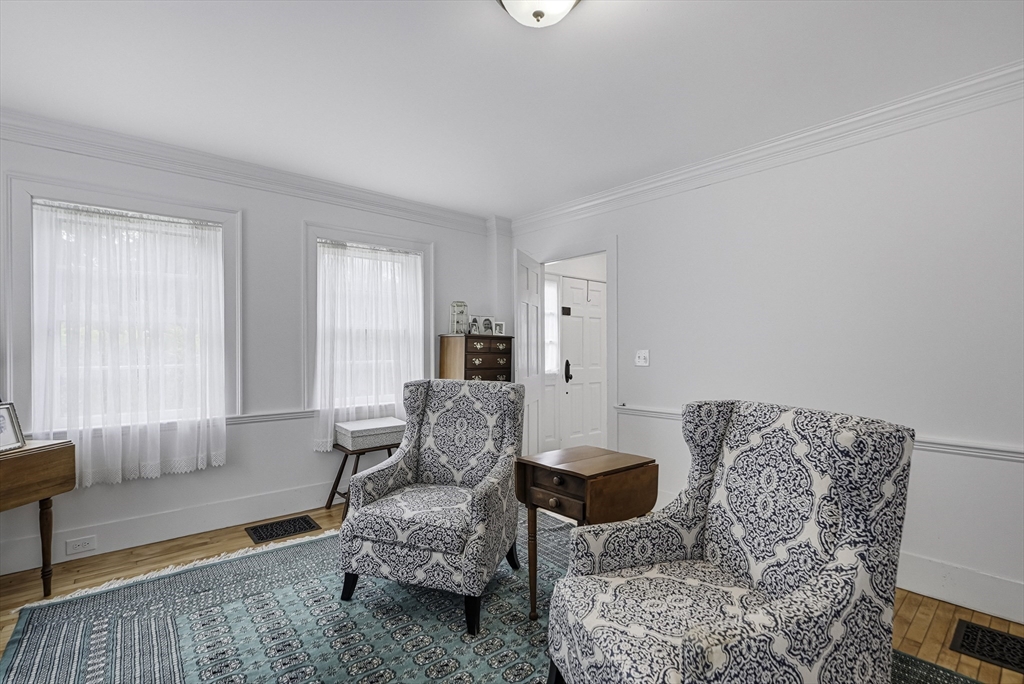 236 Mendon Street Upton, MA 01568 - Photo 17 of 41