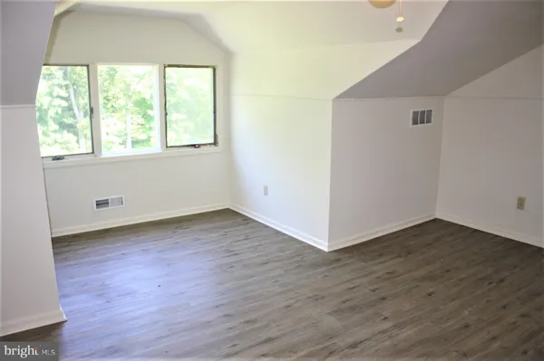 $2,600 | 516 Colgate Court, Bensalem, PA 19020