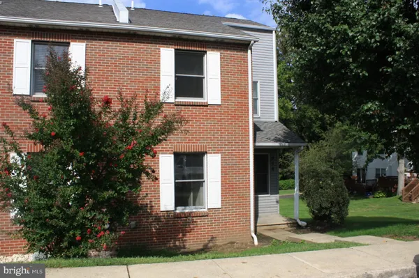 $2,600 | 516 Colgate Court, Bensalem, PA 19020