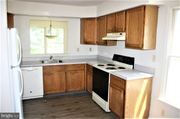 $2,600 | 516 Colgate Court, Bensalem, PA 19020