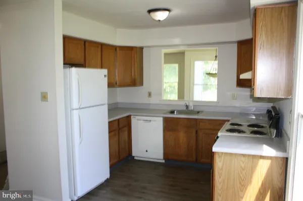 $2,600 | 516 Colgate Court, Bensalem, PA 19020