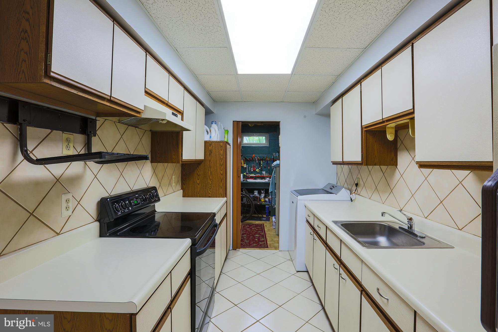 3020 Temple Gate Road Baltimore, MD 21209 - Photo 24 of 37