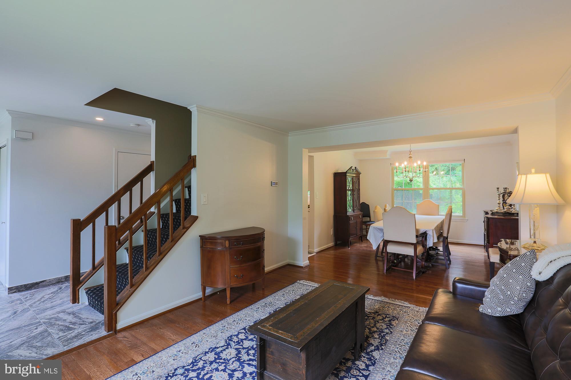 3020 Temple Gate Road Baltimore, MD 21209 - Photo 7 of 37