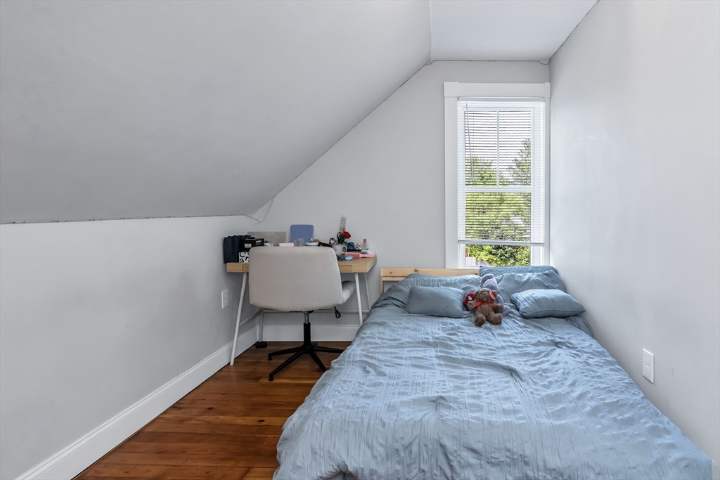 24 Jefferson Street Derry, NH 03038 - Photo 34 of 38