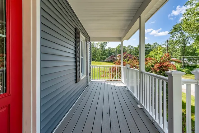 $553,900 | 24 Jefferson Street, Derry, NH 03038