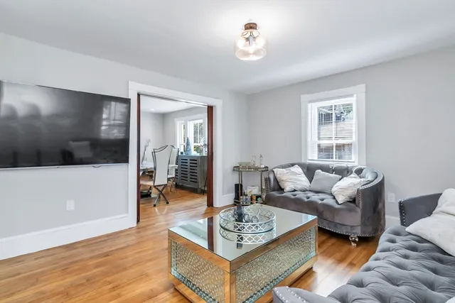 $553,900 | 24 Jefferson Street, Derry, NH 03038