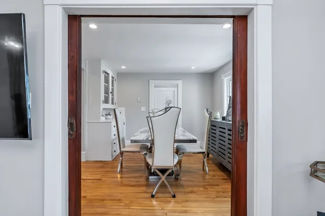 $553,900 | 24 Jefferson Street, Derry, NH 03038