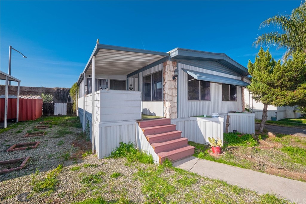 6 Round Table Drive Riverside, CA 92507 - Photo 1 of 1 Front Porch